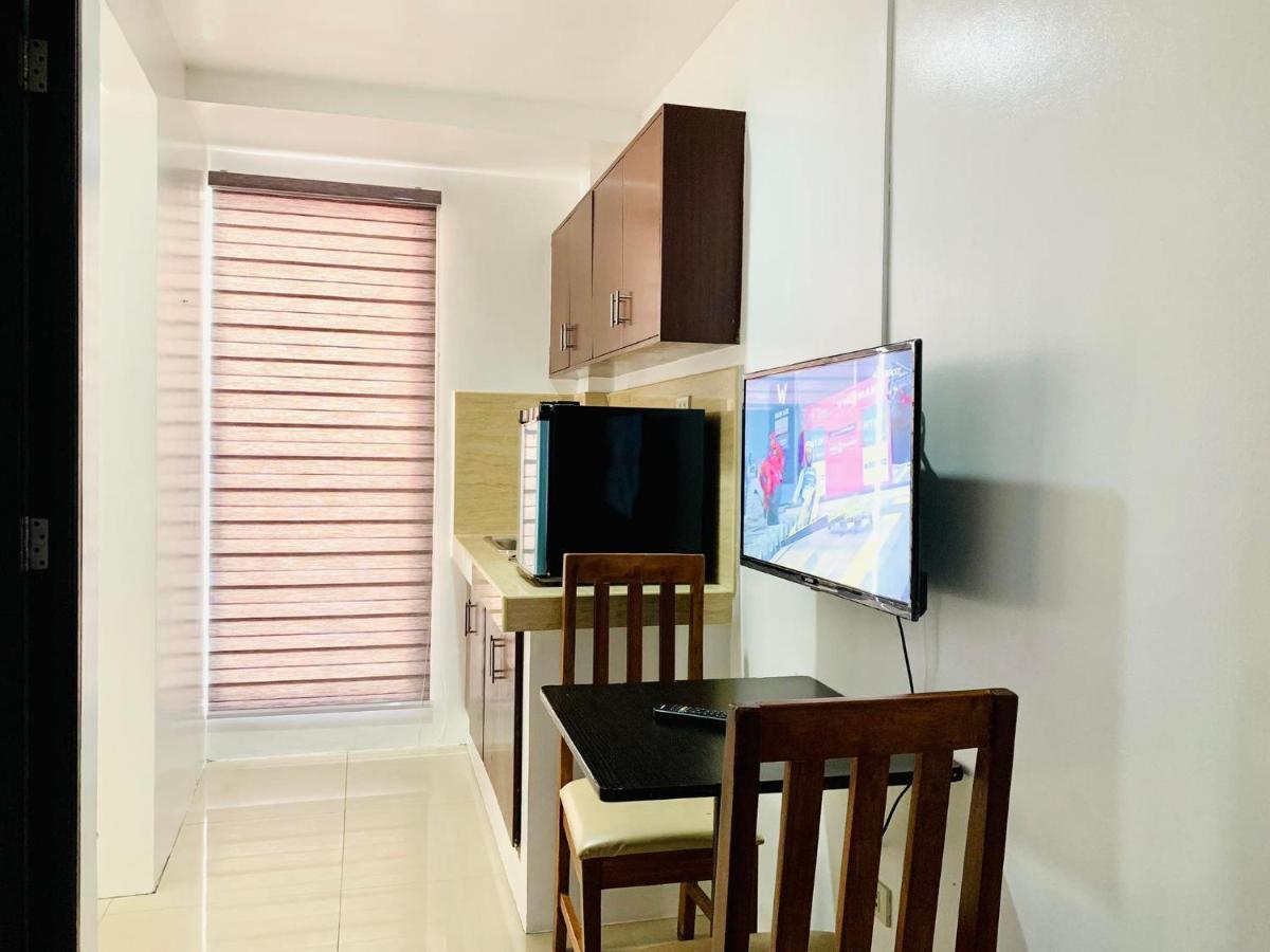 Crosswinds Hotel Paranaque City Екстериор снимка
